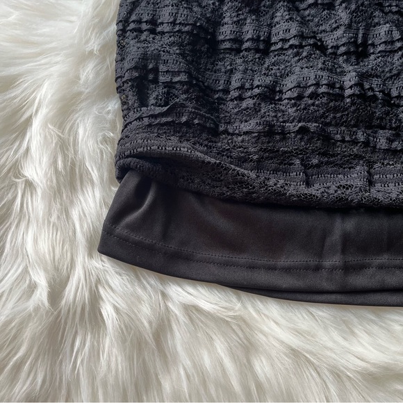XSmall Black Lace Mini Skirt - Picture 3 of 4